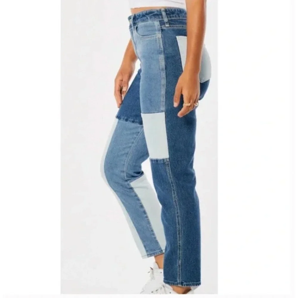 Hollister Ultra High-Rise‎ Mom Jean Denim Patchwork Colorblock Blue 3S 26x25